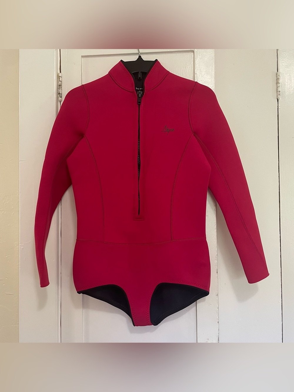 Abysse Magenta Neoprene Springsuit Wetsuit  small